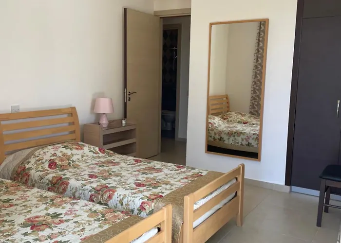 Daire Danaos Pool View *