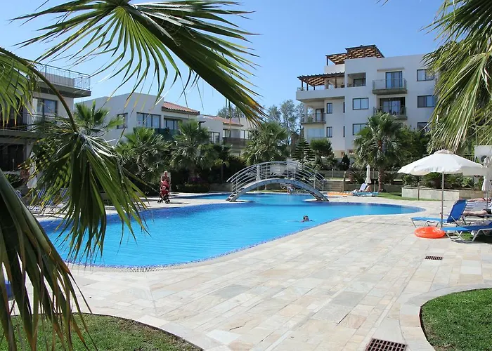 Daire Danaos Pool View