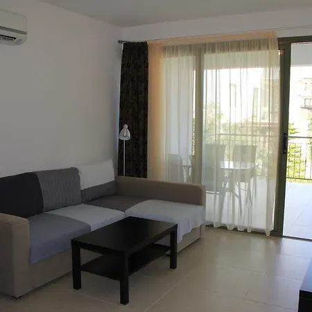 Danaos Pool View Appartement *