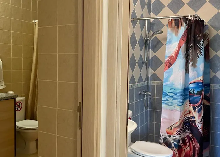 Danaos Pool View بافوس