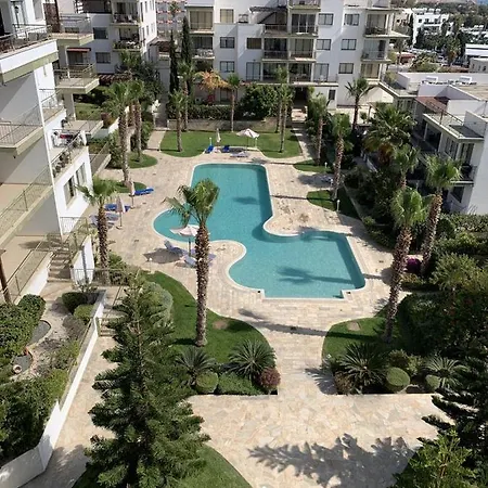 Danaos Pool View Апартаменты