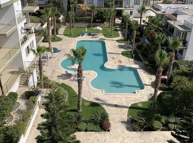 Danaos Pool View Lägenhet